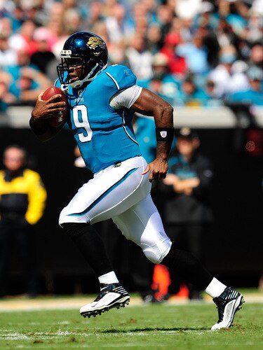 JACKSONVILLE, FL - OCTOBER 18: David Garrard #9 of the Jacksonville Jaguars runs against the St. Louis Rams at the Jacksonville Municipal Stadium on October 18, 2009 in Jacksonville, Florida. <br /><br /><span class="help">(Photo by Sam Greenwood/Getty Images)</span>