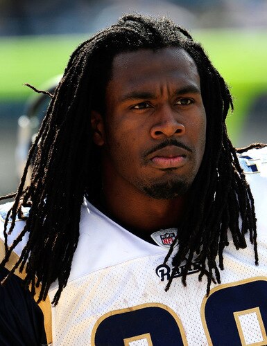 JACKSONVILLE, FL - OCTOBER 18: Steven Jackson #39 of the St. Louis Rams watches the action during the game against the Jacksonville Jaguars at Jacksonville Municipal Stadium on October 18, 2009 in Jacksonville, Florida. <br /><br /><span class="help">(Photo by Sam Greenwood/Getty Images)</span>