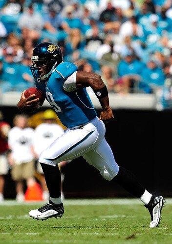JACKSONVILLE, FL - OCTOBER 18: David Garrard #9 of the Jacksonville Jaguars scrambles during the game against the St. Louis Rams at Jacksonville Municipal Stadium on October 18, 2009 in Jacksonville, Florida. <br /><br /><span class="help">(Photo by Sam Greenwood/Getty Images)</span>