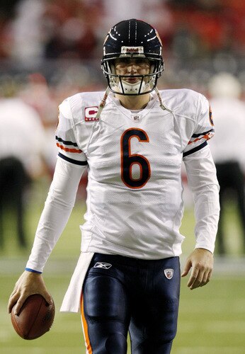 ATLANTA - OCTOBER 18:  Quarterback Jay Cutler #6 of the Chicago Bears walks on the field to warm up prior to the start of the game against the Atlanta Falcons at the Georgia Dome on October 18, 2009 in Atlanta, Georgia. <br /><br /><span class="help">(Photo by Kevin C. Cox/Getty Images)</span>