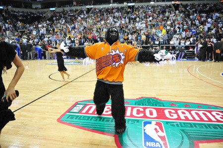 MONTERREY, MEXICO - OCTOBER 18: The mascot of the Phoenix Suns throws shirts to the crowd against the Philadelphia 76ers during the game on October 18, 2009 at the Arena Monterrey in Monterrey, Mexico.  <br /><br /><span class="help">(Photo by Jesse D. Garrabrant/NBAE via Getty Images)</span>