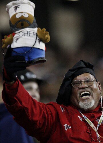 ATLANTA - OCTOBER 18:  A fan of the Atlanta Falcons cheers on his team in the first quarter of the game against the Chicago Bears at the Georgia Dome on October 18, 2009 in Atlanta, Georgia. <br /><br /><span class="help">(Photo by Kevin C. Cox/Getty Images)</span>