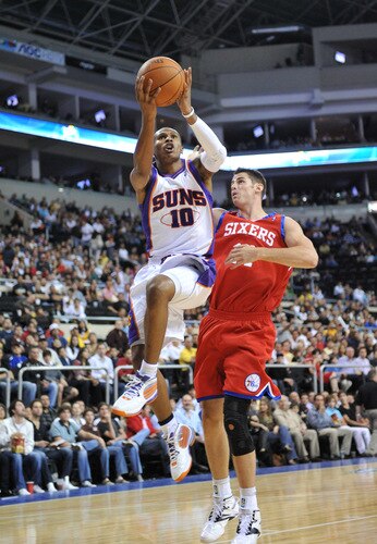 MONTERREY, MEXICO - OCTOBER 18: Leandro Barbosa #10 of the Phoenix Suns shoots against Jason Smith #14 of the Philadelphia 76ers during the game on October 18, 2009 at the Arena Monterrey in Monterrey, Mexico.  <br /><br /><span class="help">(Photo by Jesse D. Garrabrant/NBAE via Getty Images)</span>