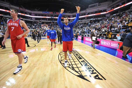 MONTERREY, MEXICO - OCTOBER 18: Jason Kapono #72 of the Philadelphia 76ers thanks the crowd after the game against the Phoenix Suns on October 18, 2009 at the Arena Monterrey in Monterrey, Mexico.  <br /><br /><span class="help">(Photo by Jesse D. Garrabrant/NBAE via Getty Images)</span>