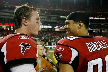 ATLANTA - OCTOBER 18: Quarterback Matt Ryan #2 of the Atlanta Falcons speaks to teammate Tony Gonzalez #88 after their 21-14 victory in the game against the Chicago Bears at the Georgia Dome on October 18, 2009 in Atlanta, Georgia. <br /><br /><span class="help">(Photo by Kevin C. Cox/Getty Images)</span>
