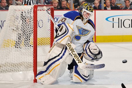 PITTSBURGH - OCTOBER 20:  Goaltender Chris Mason #50 of the St. Louis Blues makes a save on one of 20 shots on goal by the Pittsburgh Penguins in the first period on October 20, 2009 at Mellon Arena in Pittsburgh, Pennsylvania.  <br /><br /><span class="help">(Photo by Jamie Sabau/Getty Images)</span>