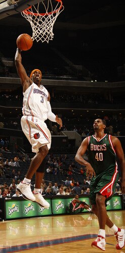 CHARLOTTE , NC - OCTOBER 20:  Gerald Wallace #3 of the Charlotte Bobcats dunks during the game against the Milwaukee Bucks on October 20, 2009 at Time Warner Cable Arena in Charlotte , North Carolina .  <br /><br /><span class="help">(Photo by Kent Smith/NBAE via Getty Images)</span>