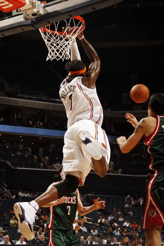 CHARLOTTE, NC - OCTOBER 20:  Gerald Wallace #3 of the Charlotte Bobcats dunks against the Milwaukee Bucks on October 20, 2009 at Time Warner Cable Arena in Charlotte, North Carolina.  <br /><br /><span class="help">(Photo by Kent Smith/NBAE via Getty Images)</span>