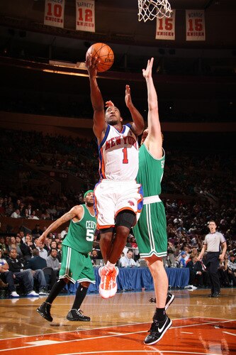 NEW YORK - OCTOBER 20: Chris Duhon #1 of the New York Knicks shoots against Brian Scalabrine #44 of the Boston Celtics on October 20, 2009 at Madison Square Garden in New York City. <br /><br /><span class="help">(Photo by Nathaniel S. Butler/NBAE via Getty Images)</span>