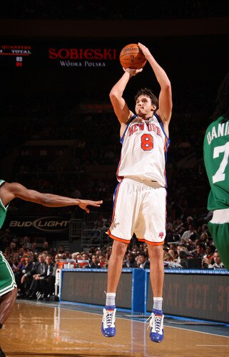 NEW YORK - OCTOBER 20: Danilo Gallinari #8 of the New York Knicks shoots against Paul Pierce #34 of the Boston Celtics on October 20, 2009 at Madison Square Garden in New York City. <br /><br /><span class="help">(Photo by Nathaniel S. Butler/NBAE via Getty Images)</span>