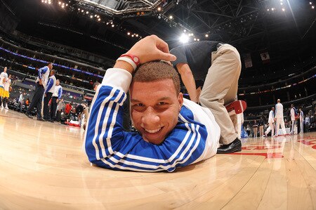 LOS ANGELES - OCTOBER 20:  Blake Griffin #32 of the Los Angeles Clippers is stretched before a game against Maccabi Electra Tel Aviv at Staples Center on October 20, 2009 in Los Angeles, California. <br /><br /><span class="help">(Photo by Andrew D. Bernstein/NBAE via Getty Images)</span>