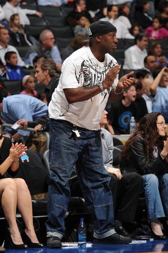 LOS ANGELES - OCTOBER 20:  Actor Michael Clarke Duncan attends a game between Maccabi Electra Tel Aviv and the Los Angeles Clippers at Staples Center on October 20, 2009 in Los Angeles, California. <br /><br /><span class="help">(Photo by Noah Graham/NBAE via Getty Images)</span>