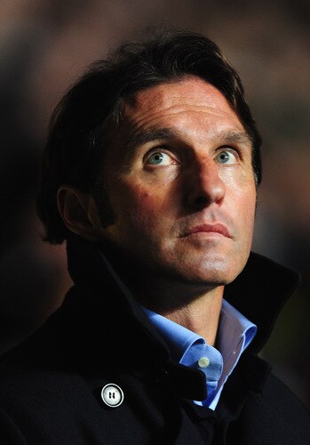 GLASGOW, SCOTLAND - OCTOBER 22:  Head coach Bruno Labbadia of HSV watches the UEFA Europa League Group C match between Celtic and Hamburg SV at Celtic Park on October 22, 2009 in Glasgow, Scotland.  <br /><br /><span class="help">(Photo by Mike Hewitt/Bongarts/Getty Images)</span>
