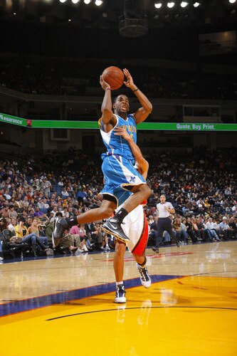 OAKLAND, CA - OCTOBER 22: Marcus Thornton #5 of the New Orleans Hornets finishes on an And 1 play against the Golden State Warriors on October 22, 2009 at Oracle Arena in Oakland, California. <br /><br /><span class="help">(Photo by Rocky Widner/NBAE via Getty Images)</span>