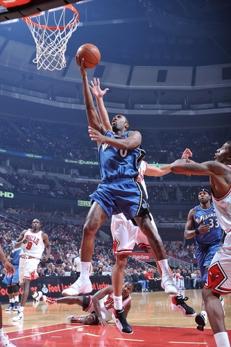 CHICAGO - OCTOBER 23: Gilbert Arenas #0 of the Washington Wizards lays the ball up during a game against the Chicago Bulls on October 23, 2009 at the United Center in Chicago, Illinois. <br /><br /><span class="help">(Photo by Randy Belice/NBAE via Getty Images)</span>