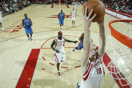 HOUSTON - OCTOBER 23:  Chase Budinger #10 of the Houston Rockets shoots the ball against the Dallas Mavericks on October 23, 2009 at the Toyota Center in Houston, Texas. <br /><br /><span class="help">(Photo by Bill Baptist/NBAE via Getty Images)</span>