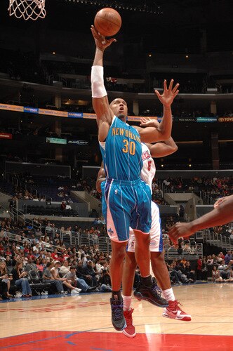 LOS ANGELES - OCTOBER 23:  David West #30 of the New Orleans Hornets puts up a shot during a game against the Los Angeles Clippers at Staples Center on October 23, 2009 in Los Angeles, California. <br /><br /><span class="help">(Photo by Noah Graham/NBAE via Getty Images)</span>