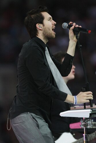 LONDON, ENGLAND - OCTOBER 25:  Singer Calvin Harris performs prior to  the NFL International Series match between New England Patriots and Tampa Bay Buccaneers at Wembley Stadium on October 25, 2009 in London, England. This is the third occasion where a regular season NFL match has been played in London.  <br /><br /><span class="help">(Photo by Elsa/Getty Images)</span>