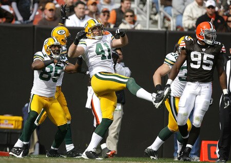 CLEVELAND, OH - OCTOBER 25:  Spencer Havner #41 of the Green Bay Packers celebrates after scoring a touchdown in front of Kamerion Wimbley #95 of the Cleveland Browns at Cleveland Browns Stadium on October 25, 2009 in Cleveland, Ohio.  <br /><br /><span class="help">(Photo by Matt Sullivan/Getty Images)</span>