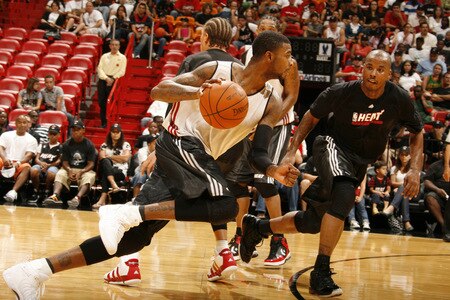MIAMI - OCTOBER 25: Dorell Wright #1 and Quentin Richardson #5 of the Miami Heat participate in the 2009 Miami Heat Open Practice on October 25, 2009 at the America Airlines Arena in Miami, Florida. <br /><br /><span class="help">(Photo by Issac Baldizon/NBAE via Getty Images)</span>