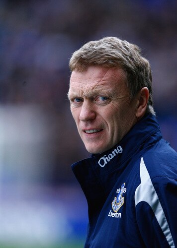 BOLTON, ENGLAND - OCTOBER 25: David Moyes, coach of Everton, looks on during the Barclays Premier League match between Bolton Wanderers and Everton at Reebok Stadium on October 25, 2009 in Bolton, England.  <br /><br /><span class="help">(Photo by Jeff J Mitchell/Getty Images)</span>