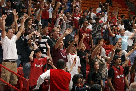 MIAMI - OCTOBER 25: Miami Heat Fans participate in the 2009 Miami Heat Open Practice on October 25, 2009 at the America Airlines Arena in Miami, Florida. <br /><br /><span class="help">(Photo by Issac Baldizon/NBAE via Getty Images)</span>
