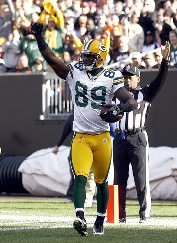 CLEVELAND, OH - OCTOBER 25:  James Jones #89 of the Green Bay Packers celebrates after scoring a touchdown against the Cleveland Browns at Cleveland Browns Stadium on October 25, 2009 in Cleveland, Ohio.  <br /><br /><span class="help">(Photo by Matt Sullivan/Getty Images)</span>