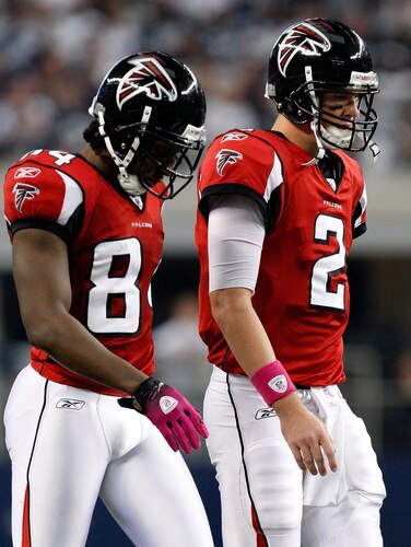 ARLINGTON, TX - OCTOBER 25:  Quarterback Matt Ryan #2 and Roddy White #84 of the Atlanta Falcons walk off the field during a game with the Dallas Cowboys at Cowboys Stadium on October 25, 2009 in Arlington, Texas.  <br /><br /><span class="help">(Photo by Ronald Martinez/Getty Images)</span>