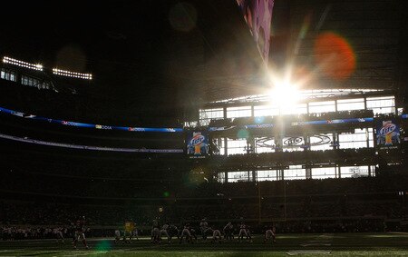 ARLINGTON, TX - OCTOBER 25:  A general view of the Atlanta Falcons and the Dallas Cowboys at Cowboys Stadium on October 25, 2009 in Arlington, Texas.  <br /><br /><span class="help">(Photo by Ronald Martinez/Getty Images)</span>