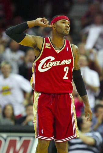 CLEVELAND - OCTOBER 27:  Mo Williams #2 of the Cleveland Cavaliers reacts during the season opener against the Boston Celtics at Quicken Loans Arena on October 27, 2009 in Cleveland, Ohio.  <br /><br /><span class="help">(Photo by Gregory Shamus/Getty Images)</span>