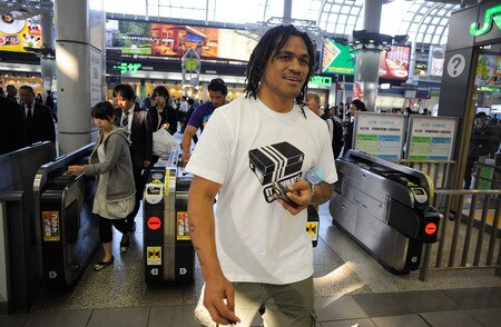 TOKYO - OCTOBER 28:  Rodney So'oialo  walks to catch the tube on a scenic tour around Tokyo following a New Zealand All Blacks training session at Kubota Spears Rugby Field in Chiba on October 28, 2009 in Funabashi, Japan.  <br /><br /><span class="help">(Photo by Ross Land/Getty Images)</span>