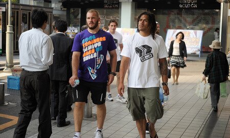 TOKYO - OCTOBER 28:  Rodney So'oialo (R) and Owen Franks walk to catch the tube on a scenic tour around Tokyo following a New Zealand All Blacks training session at Kubota Spears Rugby Field in Chiba on October 28, 2009 in Funabashi, Japan.  <br /><br /><span class="help">(Photo by Ross Land/Getty Images)</span>