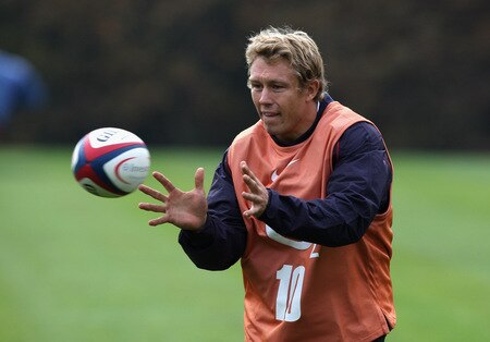 BAGSHOT, ENGLAND - OCTOBER 28:  Jonny Wilkinson catches the ball during the England training session held at Pennyhill Park on October 28, 2009 in Bagshot, England.  <br /><br /><span class="help">(Photo by David Rogers/Getty Images)</span>