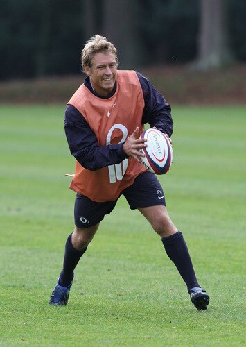 BAGSHOT, ENGLAND - OCTOBER 28:  Jonny Wilkinson runs with the ball during the England training session held at Pennyhill Park on October 28, 2009 in Bagshot, England.  <br /><br /><span class="help">(Photo by David Rogers/Getty Images)</span>