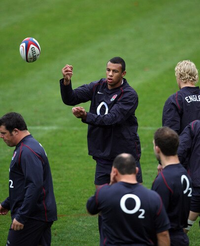 BAGSHOT, ENGLAND - OCTOBER 28:  Courtney Lawes passes the ball during the England training session held at Pennyhill Park on October 28, 2009 in Bagshot, England.  <br /><br /><span class="help">(Photo by David Rogers/Getty Images)</span>