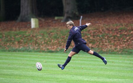 BAGSHOT, ENGLAND - OCTOBER 28:  Jonny Wilkinson kicks the ball upfield during the England training session held at Pennyhill Park on October 28, 2009 in Bagshot, England.  <br /><br /><span class="help">(Photo by David Rogers/Getty Images)</span>