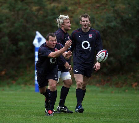BAGSHOT, ENGLAND - OCTOBER 28:  Steve Thompson passes the ball during the England training session held at Pennyhill Park on October 28, 2009 in Bagshot, England.  <br /><br /><span class="help">(Photo by David Rogers/Getty Images)</span>