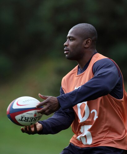 BAGSHOT, ENGLAND - OCTOBER 28:  Ugo Monye passes the ball during the England training session held at Pennyhill Park on October 28, 2009 in Bagshot, England.  <br /><br /><span class="help">(Photo by David Rogers/Getty Images)</span>