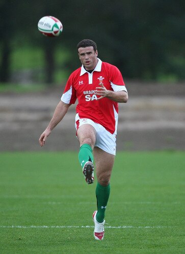 CARDIFF, WALES - OCTOBER 28:  Jamie Roberts in action during Wales training at the Vale Resort on October 28 ,2009 in Cardiff, Wales.  <br /><br /><span class="help">(Photo by Stu Forster/Getty Images)</span>