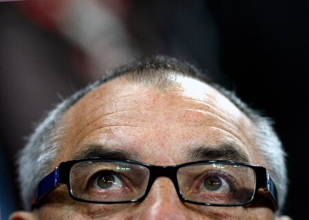 MUNICH, GERMANY - OCTOBER 28:  Head coach Felix Magath of Schalke looks on prior to the DFB Cup round of 16 match between 1860 Muenchen and FC Schalke 04 at Allianz Arena on October 28, 2009 in Munich, Germany.  <br /><br /><span class="help">(Photo by Alexander Hassenstein/Bongarts/Getty Images)</span>