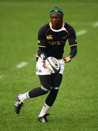 LEICESTER, ENGLAND - NOVEMBER 05:  Jongi Nokwe of South Africa in action during a South Africa Training Session at Welford Road on November 5, 2009 in Leicester, England.  <br /><br /><span class="help">(Photo by Matthew Lewis/Getty Images)</span>