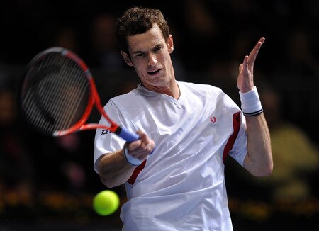 VALENCIA, SPAIN - NOVEMBER 05:  Andy Murray of Great Britain hits a forehand in his second round match against Leonardo Mayer of Argentina during the ATP 500 World Tour Valencia Open tennis tournament at the Ciudad de las Artes y las Ciencias on November 5, 2009 in Valencia, Spain.  <br /><br /><span class="help">(Photo by Jasper Juinen/Getty Images)</span>
