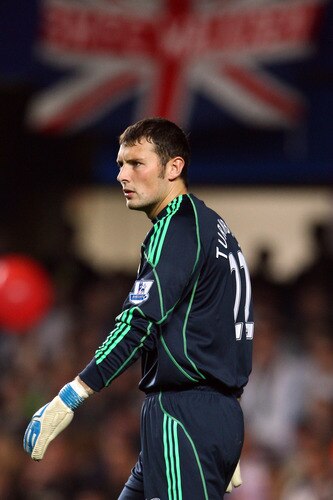 LONDON, ENGLAND - OCTOBER 28:  Chelsea goalkeeper Ross Turnbull during the Carling Cup 4th Round match between Chelsea and Bolton Wanderers at Stamford Bridge on October 28, 2009 in London, England.  <br /><br /><span class="help">(Photo by Phil Cole/Getty Images)</span>