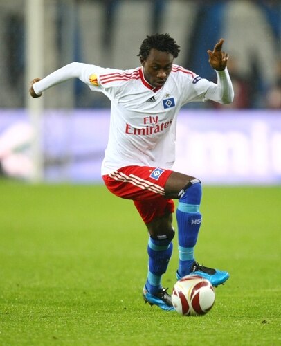 HAMBURG, GERMANY - NOVEMBER 05:  Jonathan Pitroipa of HSV during the UEFA Europa League Group C match between Hamburger SV and Cletic FC at HSH Nordbank Arena on November 05, 2009 in Hamburg, Germany.  <br /><br /><span class="help">(Photo by Martin Rose/Bongarts/Getty Images)</span>