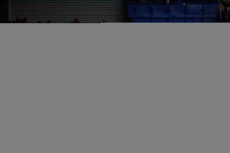 LONDON, ENGLAND - OCTOBER 28:  Didier Drogba of Chelsea celebrates scoring the fourth goal during the Carling Cup 4th Round match between Chelsea and Bolton Wanderers at Stamford Bridge on October 28, 2009 in London, England.  <br /><br /><span class="help">(Photo by Clive Rose/Getty Images)</span>