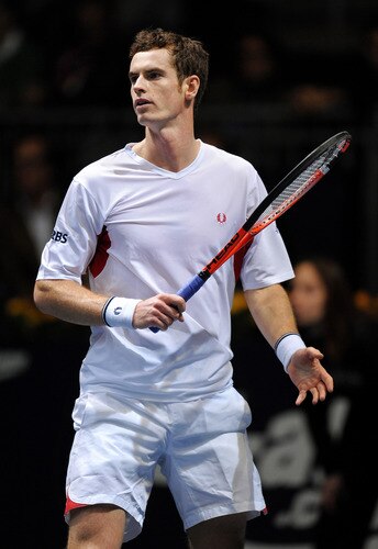 VALENCIA, SPAIN - NOVEMBER 05:  Andy Murray of Great Britain reacts in his second round match against Leonardo Mayer of Argentina during the ATP 500 World Tour Valencia Open tennis tournament at the Ciudad de las Artes y las Ciencias on November 5, 2009 in Valencia, Spain.  <br /><br /><span class="help">(Photo by Jasper Juinen/Getty Images)</span>
