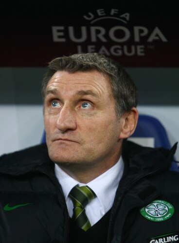 HAMBURG, GERMANY - NOVEMBER 05:  Head coach Tony Mowbray of Celtic looks on prior to the UEFA Europa League Group C match between Hamburger SV and Cletic FC at HSH Nordbank Arena on November 05, 2009 in Hamburg, Germany.  <br /><br /><span class="help">(Photo by Martin Rose/Bongarts/Getty Images)</span>