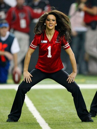 ATLANTA - DECEMBER 13:  A cheerleader for the Atlanta Falcons performs during the game against the New Orleans Saints at Georgia Dome on December 13, 2009 in Atlanta, Georgia. The Saints won 26-23. <br /><br /><span class="help">(Photo by Kevin C. Cox/Getty Images)</span>