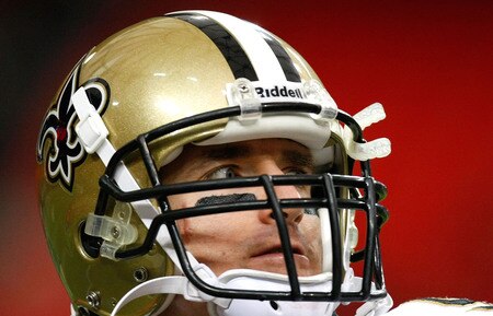 ATLANTA - DECEMBER 13:  Quarterback Drew Brees #9 of the New Orleans Saints warms up before facing the Atlanta Falcons at Georgia Dome on December 13, 2009 in Atlanta, Georgia.  <br /><br /><span class="help">(Photo by Kevin C. Cox/Getty Images)</span>