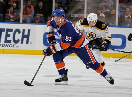 UNIONDALE, NY - DECEMBER 12:  Frans Nielsen #51 of The New York Islanders skates against the Boston Bruins at the Nassau Coliseum on December 12, 2009 at the Nassau Coliseum in Uniondale, New York.  <br /><br /><span class="help">(Photo by Al Bello/Getty Images)</span>